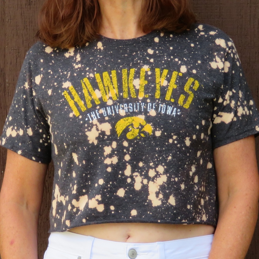 Iowa Hawkeyes Tie Dye Bleach Crop Top sz S